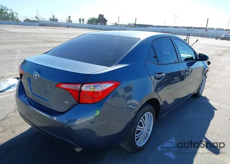 2018 Toyota Corolla Le z USA, uszkodzony, nr VIN 2T1BURHE8JC056311